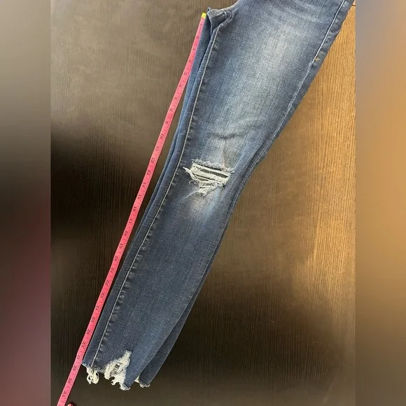 Good American Dark Blue Distressed Skinny Jeans - Picture 6 of 9